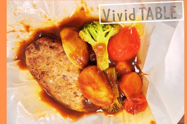 Vivid TABLE ハンバーグ